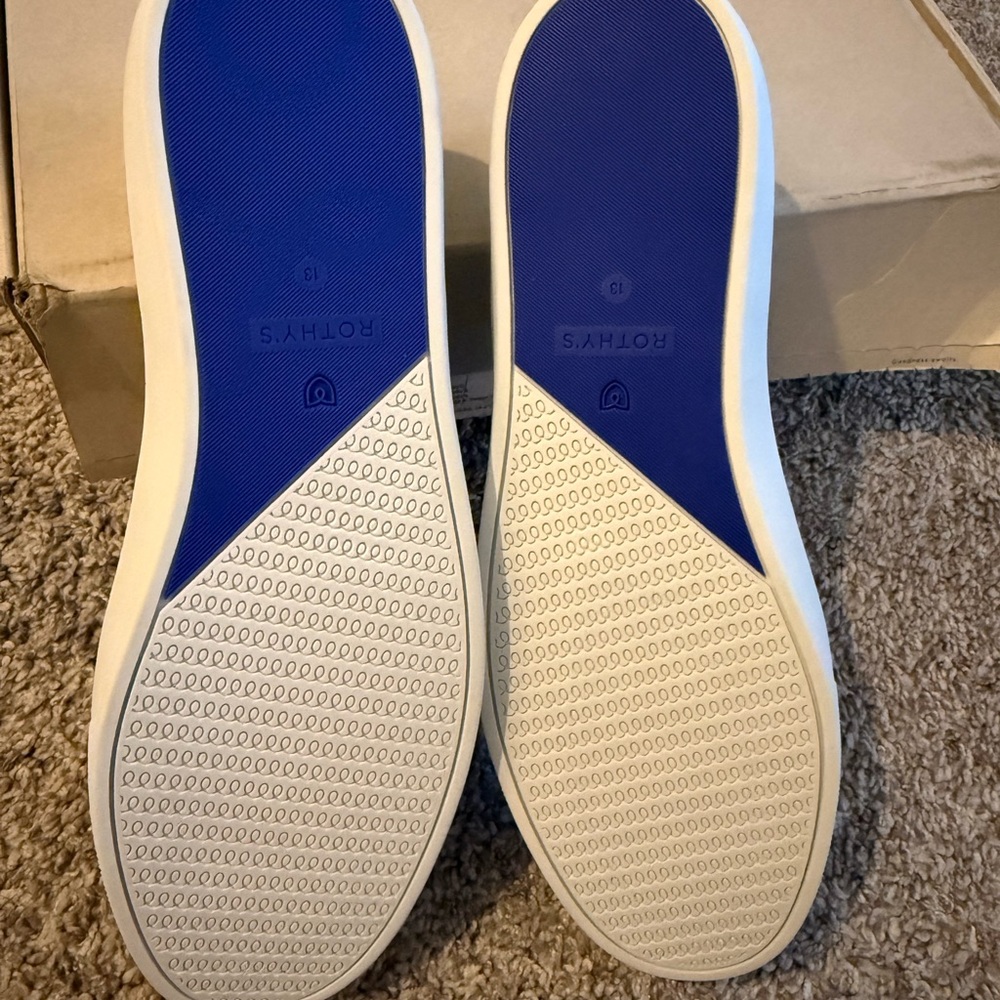 Brand new in box Rothy’s original slip on sneaker - Picture 6 of 6